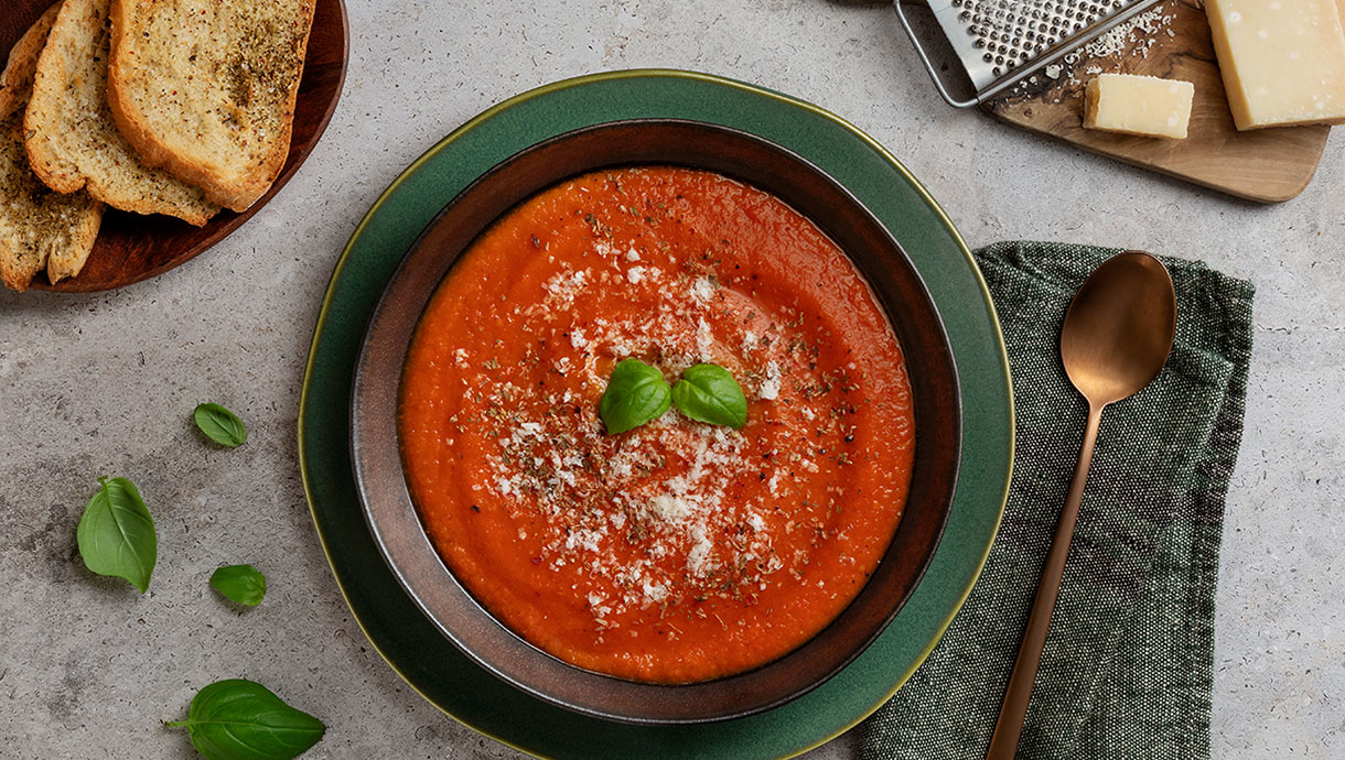 Sopa de tomate na air fryer